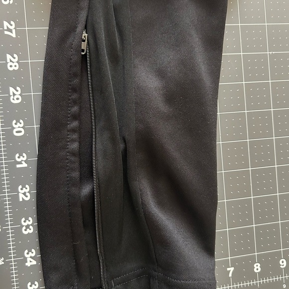 Adidas Black Cargo Pants with Signature Style - Picture 3 of 12